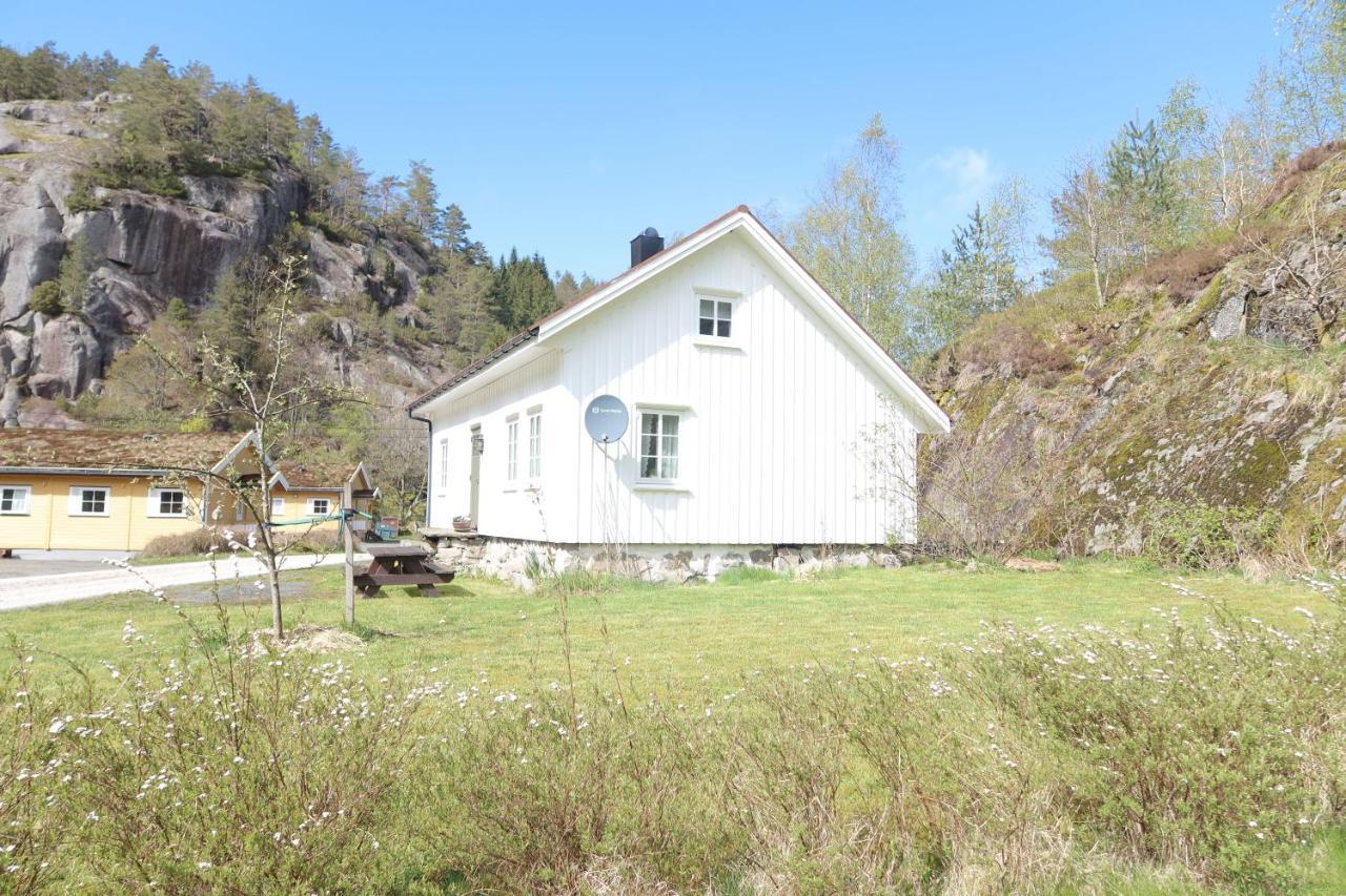 Villa Det Hvite Hus à Feda Extérieur photo