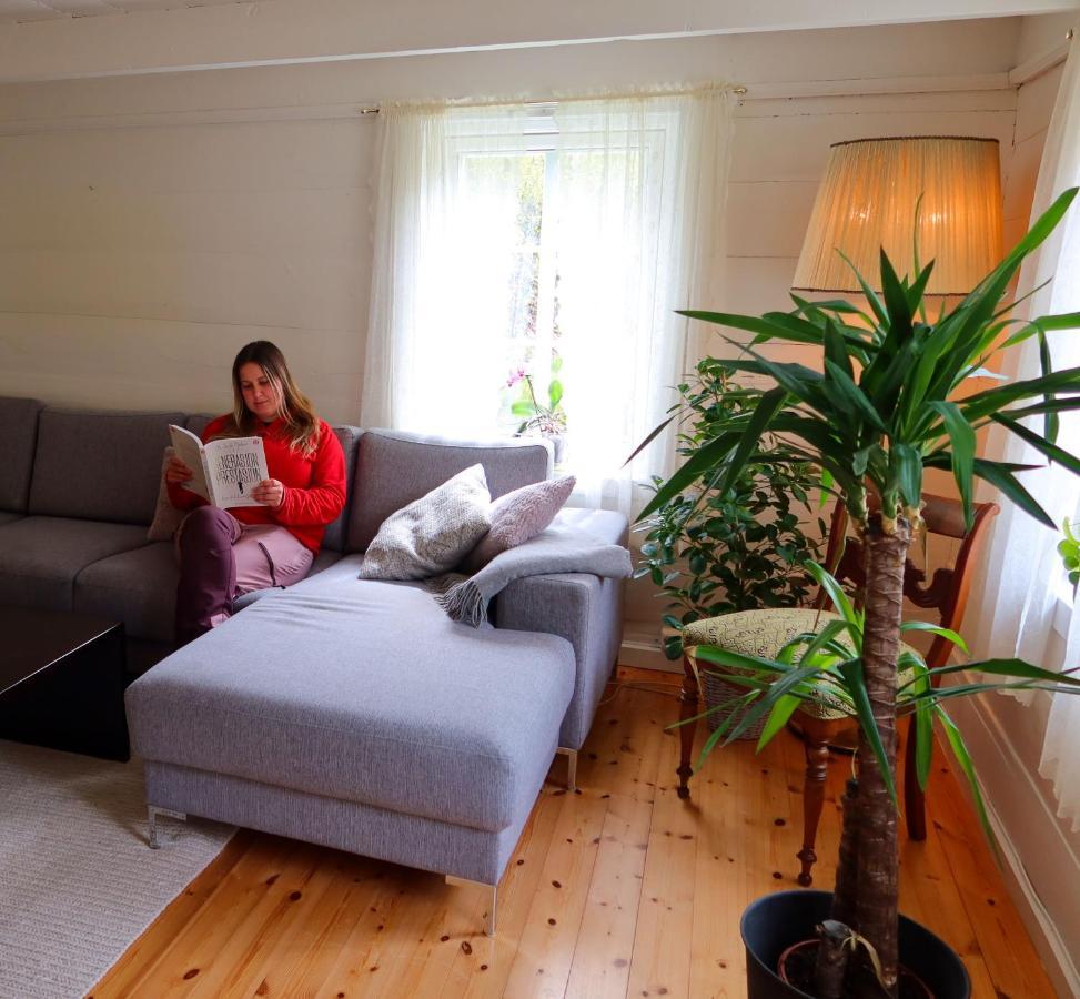 Villa Det Hvite Hus à Feda Extérieur photo